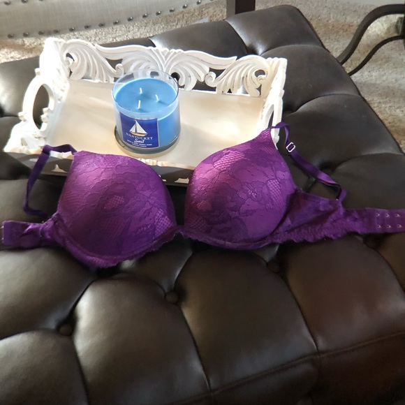 Victoria's Secret Other - Victoria secret bio fit bra